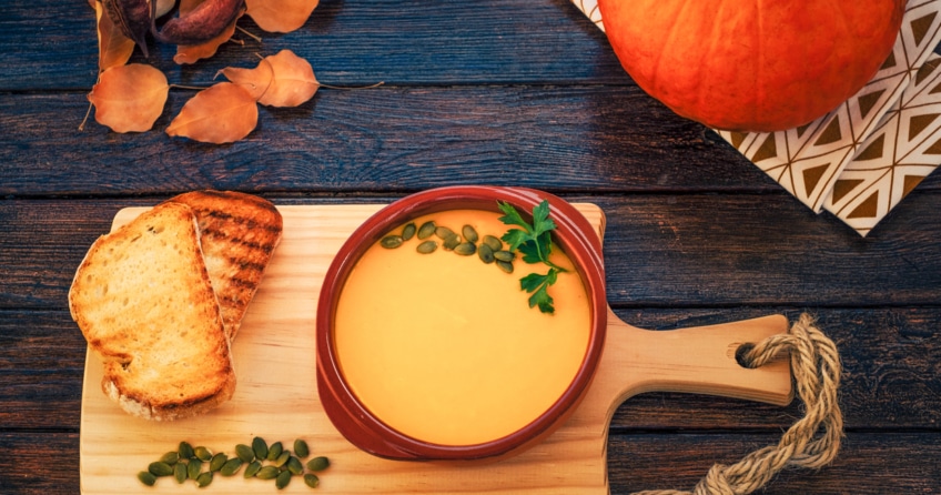 Calamares encebollados Rezept